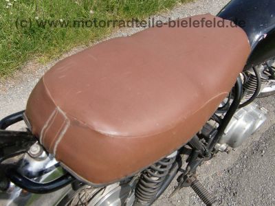 Honda_CB_250G_schwarz_KONI_braune_Sitzbank_Motor_CJ_250T_79.jpg
