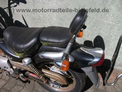 SYM_Sangyang_Husky_125_Chopper_schwarz_Motor_fast_neu_Sissybar_Sissy_Bar_58.jpg