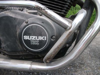 Suzuki_GSX400E_GK53C_weissrot_GS_GSX_250_400_GSX250_GSX400_E_250E_400E_GS25x_GS40x_GK_53_C_58_.jpg