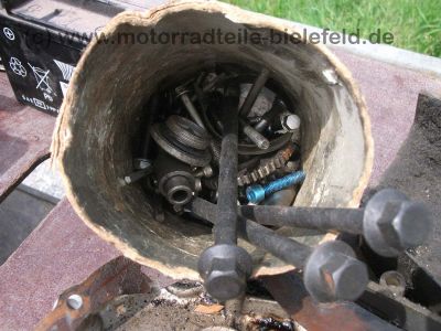 Suzuki_GZ125_AP_MARAUDER_blau_GZ_GN_DR_125_GN125_DR125_S_SE_33_.jpg
