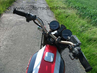 Kawasaki_KZ400J_rot_nackt_Giuliari_Sitzbank_KZ_Z_GPZ_305_400_500_550_750_39_.jpg