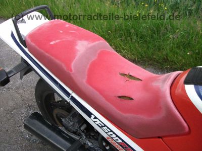 Honda_VF500F2_PC12_VF_400_500_700_750_VF400_VF500_VF700_VF750_F_F2_fast_neuer_Auspuff_23_.jpg