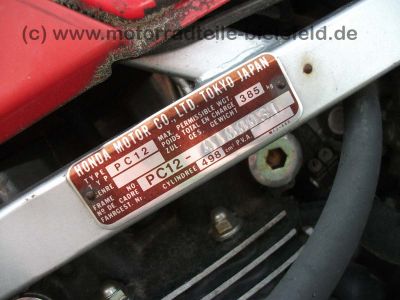 Honda_VF500F2_PC12_VF_400_500_700_750_VF400_VF500_VF700_VF750_F_F2_fast_neuer_Auspuff_72_.jpg