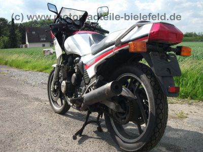 Yamaha_XJ600_51J_weiss_rot_Anlasser_defekt_Tankdelle_XJ_400_500_550_600_700_750_Maxim_Seca_3.jpg