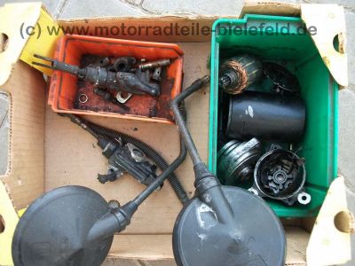 Yamaha_XJ600_51J_weiss_rot_Anlasser_defekt_Tankdelle_XJ_400_500_550_600_700_750_Maxim_Seca_98.jpg