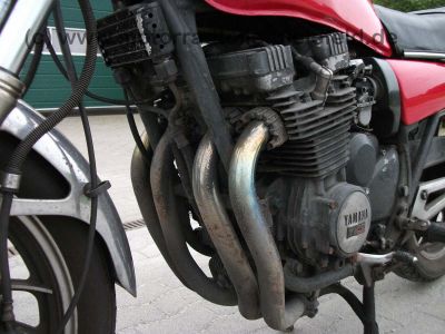 Yamaha_XJ550_4V8_feuerwehrrot_Sebring_4in1Auspuff_Magura_Lenker_XJ_500_550_600_650_XJ650_XJ600_XJ500_5N4_68_.jpg