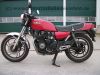 Filename=Yamaha_XJ550_4V8_feuerwehrrot_Sebring_4in1Auspuff_Magura_Lenker_XJ_500_550_600_650_XJ650_XJ600_XJ500_5N4_43_.jpg
Filesize=178KiB
Dimensions=1200x900
Date added=Jun 18, 2010 Yamaha_XJ550_4V8_feuerwehrrot_Sebring_4in1Auspuff_Magura_Lenker_XJ_500_550_600_650_XJ650_XJ600_XJ500_5N4_43_.jpg
