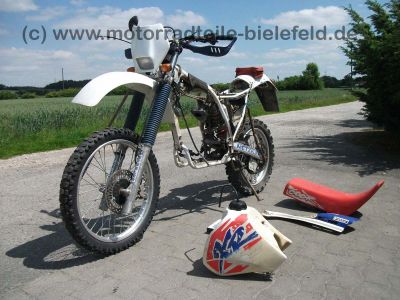 Honda_XR600R_PE04_Arrow_Auspuff_Einzelvergaser_XL_XR_250_400_600_650_XR400_XR600_R_L_400R_600R_104.jpg