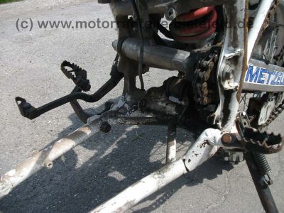 Honda_XR600R_PE04_Arrow_Auspuff_Einzelvergaser_XL_XR_250_400_600_650_XR400_XR600_R_L_400R_600R_126.jpg