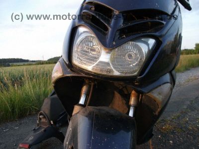 Aprilia_Leonardo_125_150_250_ST_MB_125ST_46_.jpg