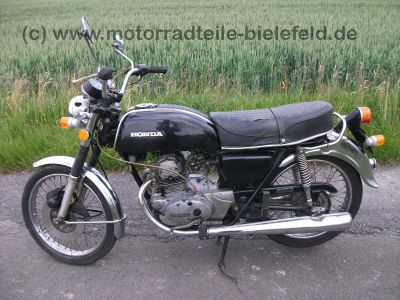 Honda_CB125K_disc_CB_125_CB125_K_K5_T_T2_125K_125K5_schwarz_5_.jpg