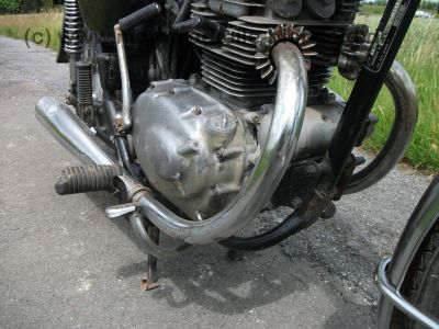 Honda_CB125K_disc_CB_125_CB125_K_K5_T_T2_125K_125K5_schwarz_72_.jpg