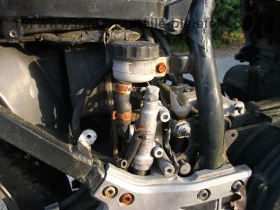 Kawasaki_GPZ900R_ZX900A_GPZ_ZX_900_750_R_A_900R_750R_900A_750A_Frontschaden_21_.jpg