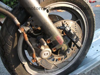 Kawasaki_GPZ900R_ZX900A_GPZ_ZX_900_750_R_A_900R_750R_900A_750A_Frontschaden_55_.jpg