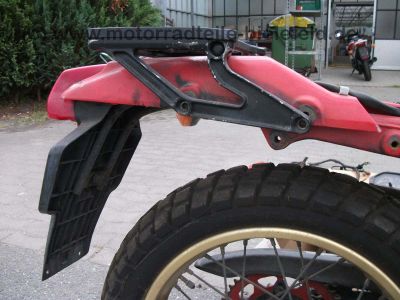 Honda_NX650_Dominator_RD02_rot_ohne_Motor_NX_XR_SLR_650_RD06_RD08_RD09_Ersatzteile_85_.jpg