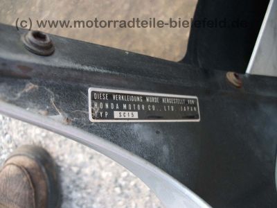 Honda_VF1000F_SC15_silberrot_ohne_Motor_VF1000_VF_1000_1100_F_F2_C_1000F_1000F2_1100C_104_.jpg