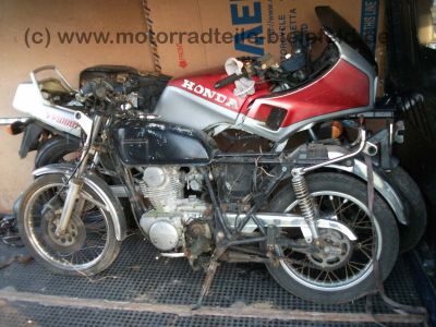 Kawasaki_KZ200A_Z200_KZ200_Z250_KZ250_KL250_Z_KZ_KL_200_250_A_C_LTD_250A_250C_1_.jpg