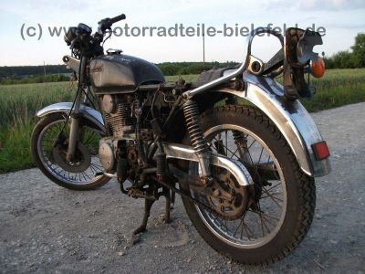Kawasaki_KZ200A_Z200_KZ200_Z250_KZ250_KL250_Z_KZ_KL_200_250_A_C_LTD_250A_250C_37_.jpg