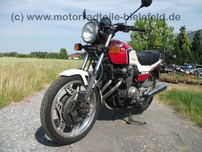 Honda_CBX_550F_PC04_HB_Gepaeckbruecke_CBX_550F2_CBX550_F_F2_Auspuff_1a_Anlasser_neu_3.jpg