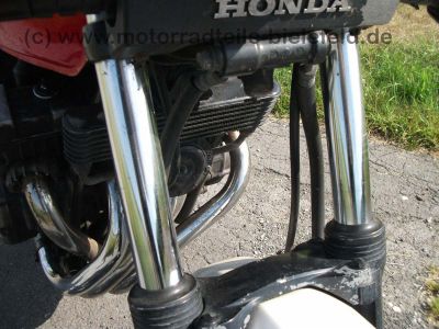 Honda_CBX_550F_PC04_HB_Gepaeckbruecke_CBX_550F2_CBX550_F_F2_Auspuff_1a_Anlasser_neu_32.jpg