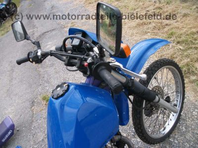 Suzuki_DR125SE_SF44A_blau_2x_Zylinderkopf_DR_GN_GZ_125_S_SE_125S_125SE_SF_43_44_SF43_SF44_A_B_43B_44A_GN125_GZ125_101.jpg