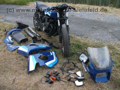 Kawasaki_GPZ750UT_blau_Vollverkleidung_Z_KZ_GPZ_ZX_550_750_ZX750_GPZ750_A_E_UT_750UT_750A_121.jpg