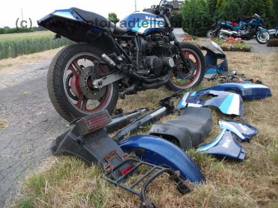 Kawasaki_GPZ750UT_blau_Vollverkleidung_Z_KZ_GPZ_ZX_550_750_ZX750_GPZ750_A_E_UT_750UT_750A_123.jpg