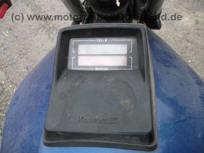 Kawasaki_GPZ750UT_blau_Vollverkleidung_Z_KZ_GPZ_ZX_550_750_ZX750_GPZ750_A_E_UT_750UT_750A_68.jpg