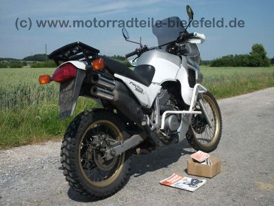 Honda_XL_600V_Transalp_PD06_Crash_Scheibenbremse_MRA_Hauptstaender_HG_25kW_Motor_1a_XL600V_XL600_V3.jpg