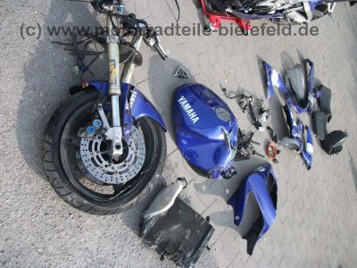 Yamaha_YZF_1000_R1_RN04_Crash_YZF1000_wie_RN01_750_600_R6_R7_11.jpg