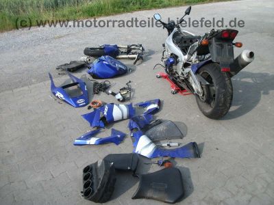 Yamaha_YZF_1000_R1_RN04_Crash_YZF1000_wie_RN01_750_600_R6_R7_7.jpg