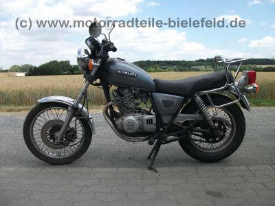 Suzuki_GN250_GN_250_NJ42A_grau_Airbrush_NJ_42_A_wie_GN_125_400_GN125_GN400_1.jpg