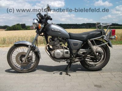 Suzuki_GN250_GN_250_NJ42A_grau_Airbrush_NJ_42_A_wie_GN_125_400_GN125_GN400_3.jpg