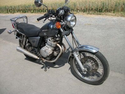 Suzuki_GN250_GN_250_NJ42A_grau_Airbrush_NJ_42_A_wie_GN_125_400_GN125_GN400_57.jpg