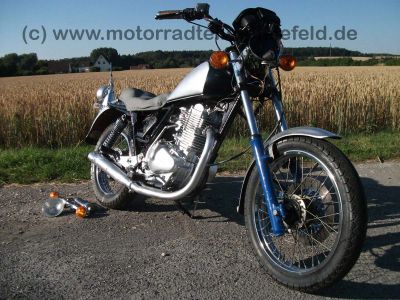 Suzuki_GN_400_GN400_silber_Ratte_Bobber_Chopper_wie_GN_DR_125_250_400_GN250_DR400_SP370_SP_370_2.jpg