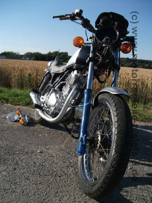 Suzuki_GN_400_GN400_silber_Ratte_Bobber_Chopper_wie_GN_DR_125_250_400_GN250_DR400_SP370_SP_370_7.jpg