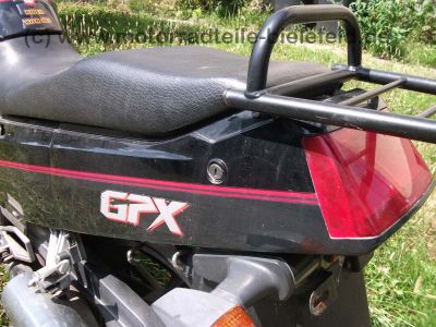 Kawasaki_GPX_750R_GPX750_GPX750R_GPZ_ZX_750_600_A_F_R_750A_750F_ZX750F_Motorschaden_24.jpg