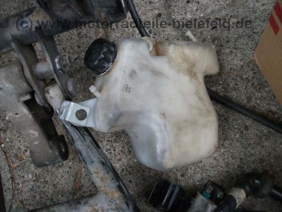 Kawasaki_GPX_750R_GPX750_GPX750R_GPZ_ZX_750_600_A_F_R_750A_750F_ZX750F_Restteile_Teile_52.jpg