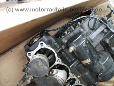 Kawasaki_GPX_750R_GPX750_GPX750R_GPZ_ZX_750_600_A_F_R_750A_750F_ZX750F_Restteile_Teile_75.jpg