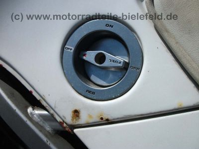 Honda_VF_500_F_500F_PC12_rot_weiss_Keim_Verkleidung_Giuliari_Sitzbank_VF500_VF400_400_F_F2_500F_550F2_VF500F_VF500F2_24.jpg