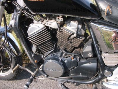 Honda_VT_500C_Custom_Shadow_PC08_vorverlegte_Rasten_Fussrasten_Hecktraeger_VT_500_VT500_E_C_500E_VT500C_PC11_12.jpg