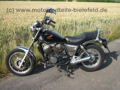 Honda_VT_500C_Custom_Shadow_PC08_vorverlegte_Rasten_Fussrasten_Hecktraeger_VT_500_VT500_E_C_500E_VT500C_PC11_5.jpg