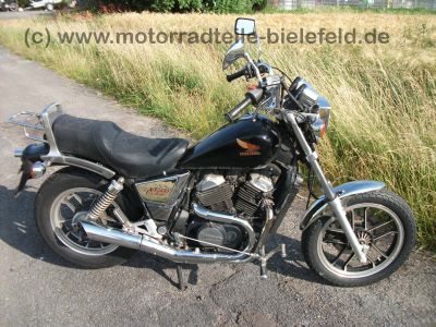 Honda_VT_500C_Custom_Shadow_PC08_vorverlegte_Rasten_Fussrasten_Hecktraeger_VT_500_VT500_E_C_500E_VT500C_PC11_53.jpg