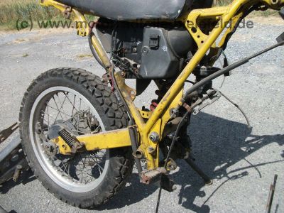 Honda_XL_500R_gelb_Extras_PD02_Zylinderkopf_Vergaser_OK_XL_250_500_XL250_XL500_S_R_PD01_MD03_116.jpg