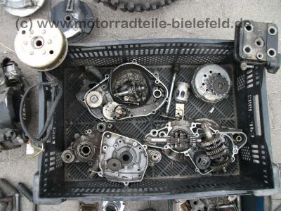 Yamaha_DT_125_80_50_DT125_DT80_LC_R_Mix_4BL_3BN_34X_53V_10V_113.jpg