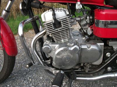 Honda_CA_125_CA125_Rebell_Rebel_rot_Sturzbuegel_Packtaschen_wie_CM_125_CM125_C_125C_13.jpg