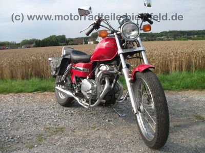 Honda_CA_125_CA125_Rebell_Rebel_rot_Sturzbuegel_Packtaschen_wie_CM_125_CM125_C_125C_45.jpg