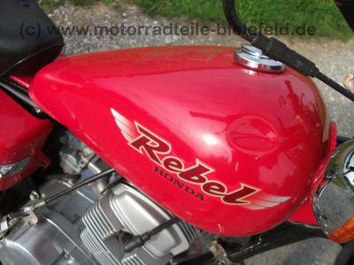 Honda_CA_125_CA125_Rebell_Rebel_rot_Sturzbuegel_Packtaschen_wie_CM_125_CM125_C_125C_67.jpg