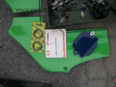 Kawasaki_GPZ_600R_ZX600A_gruen_Laser_4in1_MRA_GPZ_GPX_ZX_600_750_A_B_R_18.jpg
