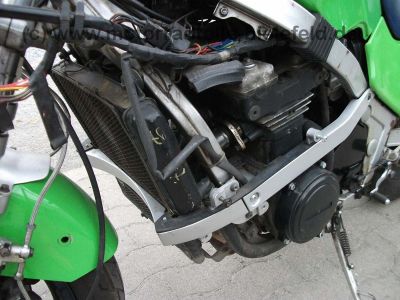 Kawasaki_GPZ_600R_ZX600A_gruen_Laser_4in1_MRA_GPZ_GPX_ZX_600_750_A_B_R_76.jpg